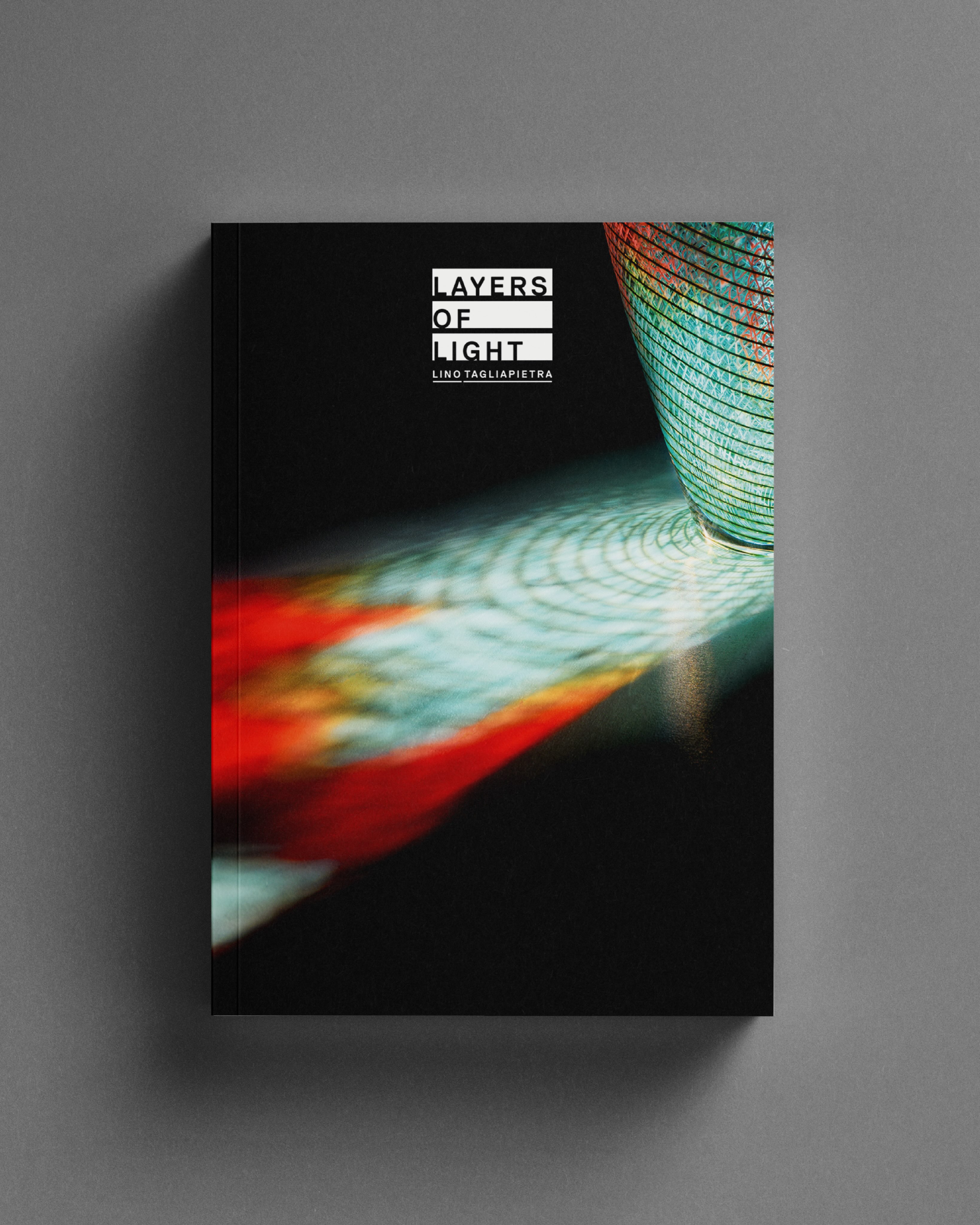 The official catalogue of the Layers of Light exhibition is now available for download online.
Featuring all the works presented in the exhibition, with detailed information on each piece and an
exploration of the concept behind Layers of Light, the catalog comes with a completely renewed
graphic design.
→ Book your visit at the link in bio
•
Il catalogo ufficiale della mostra Layers of Light è ora disponibile per il download online.
Il catalogo raccoglie tutte le opere presenti in mostra, con informazioni dettagliate su ciascuna e un
approfondimento sul concept di Layers of Light, in una veste grafica completamente rinnovata.
→ Prenota la tua visita al link in bio
#LinoTagliapietra #Glassblowing #glassartist #MuranoGlass #theveniceglassweek